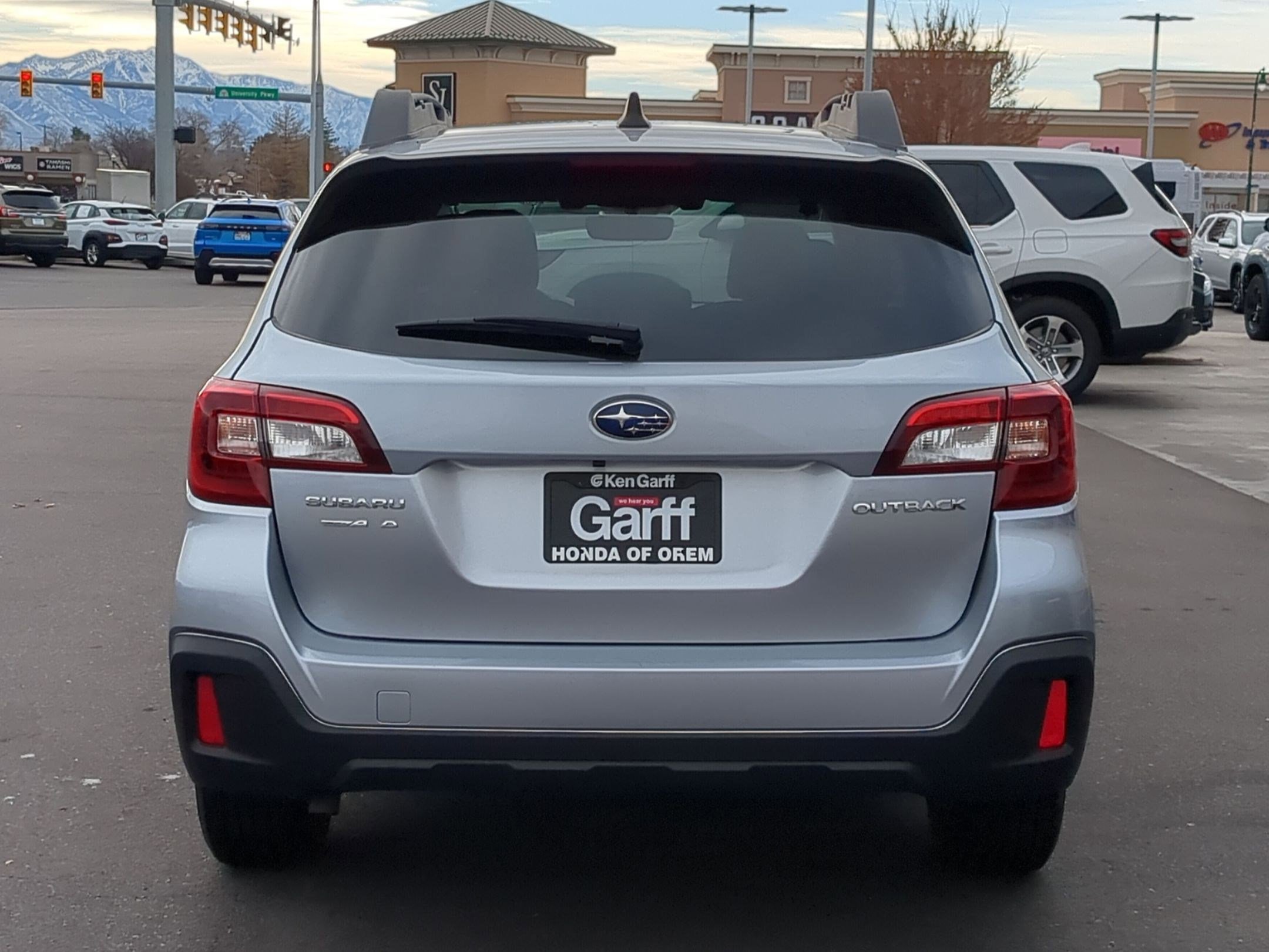 Used 2019 Subaru Outback 2.5i Premium image 7