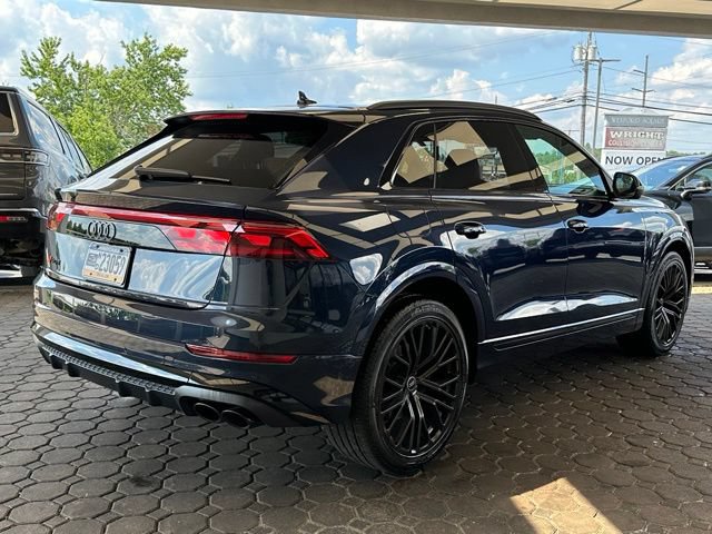 Used 2025 Audi SQ8 Prestige AWD/4WD image 26