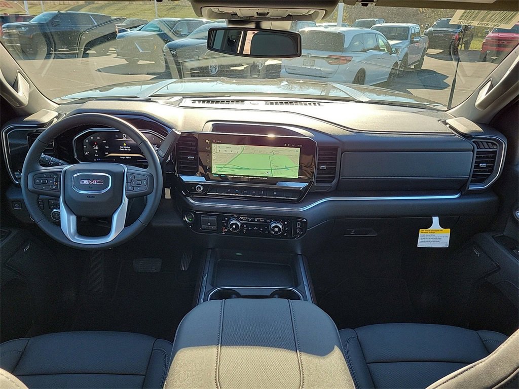 New 2026 GMC Sierra 2500 SLT w/ SLT Premium Package image 8