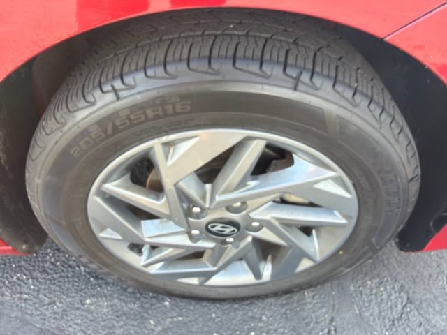 Used 2024 Hyundai Elantra SEL FWD image 26
