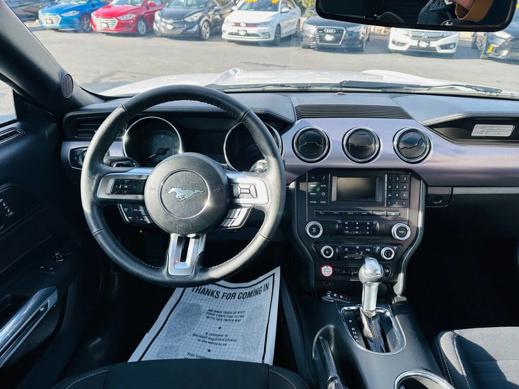 Used 2017 Ford Mustang EcoBoost 2dr Fastback w/ Wheel & Stripe Package image 10