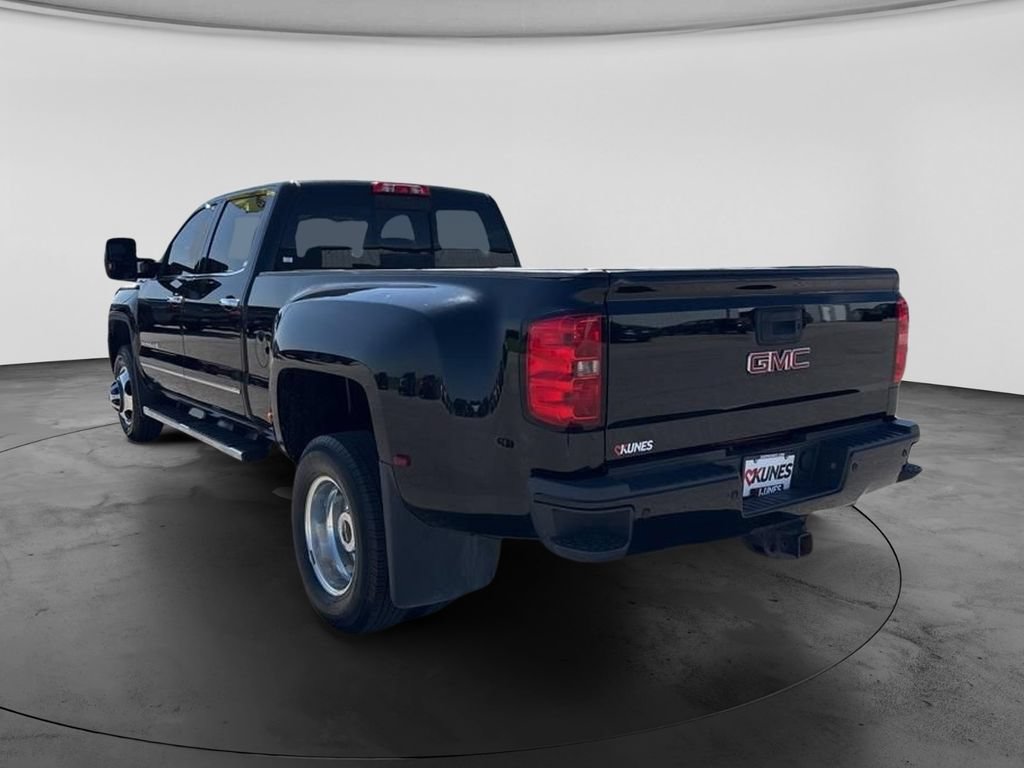Used 2015 GMC Sierra 3500 Denali w/ Duramax Plus Package AWD/4WD image 8