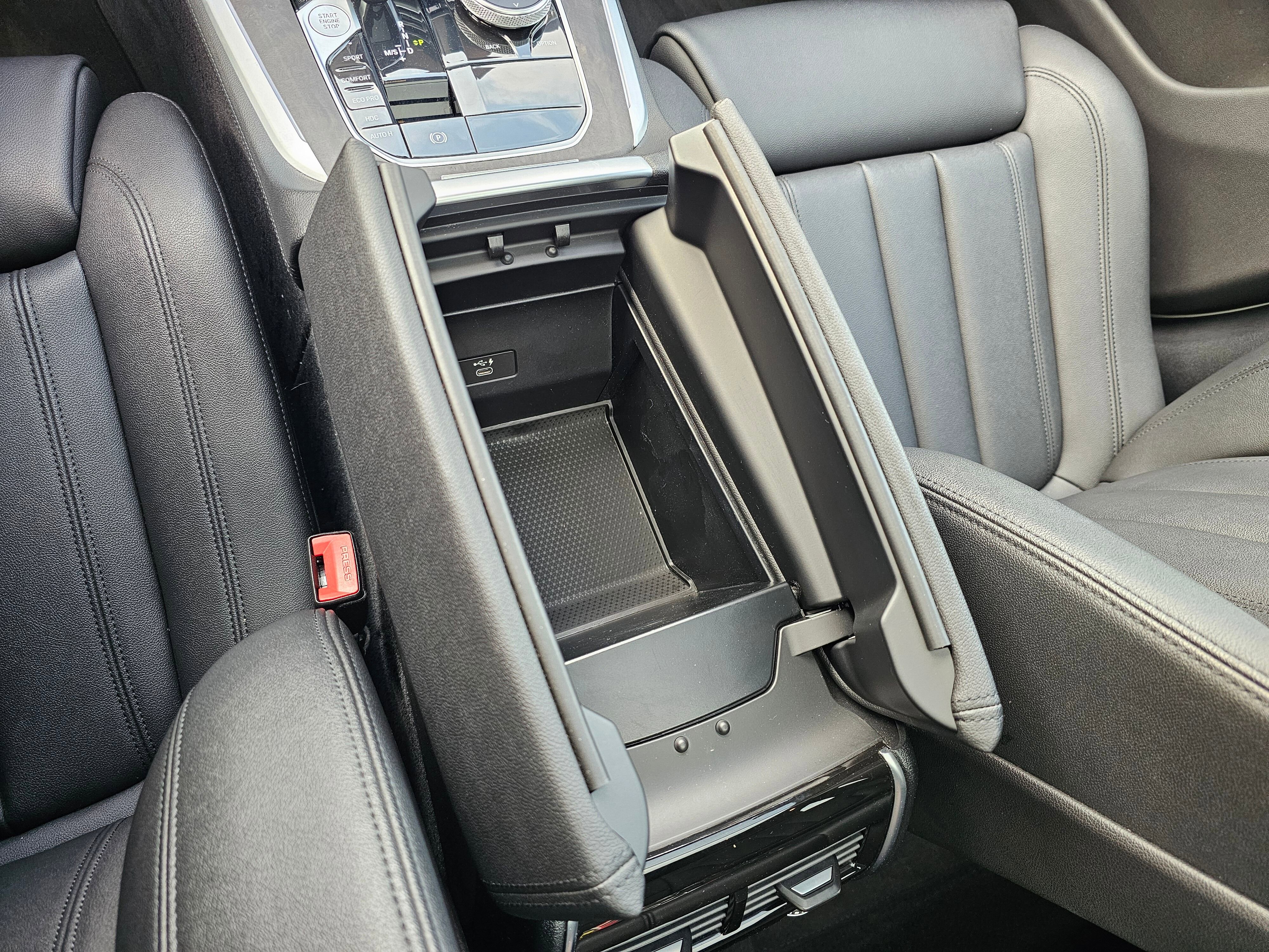 Certified 2022 BMW X5 xDrive40i w/ Parking Assistance Package image 25