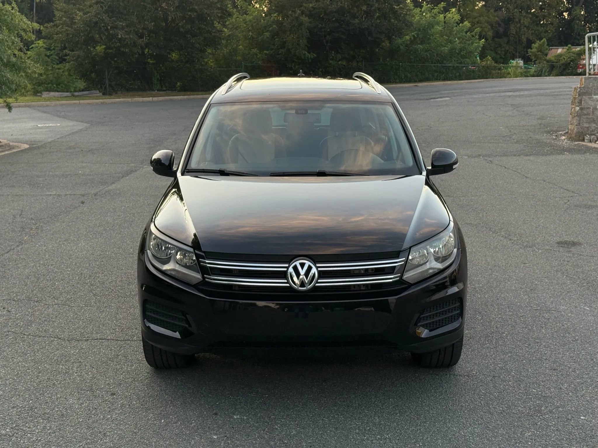 Used 2017 Volkswagen Tiguan Wolfsburg Edition image 8