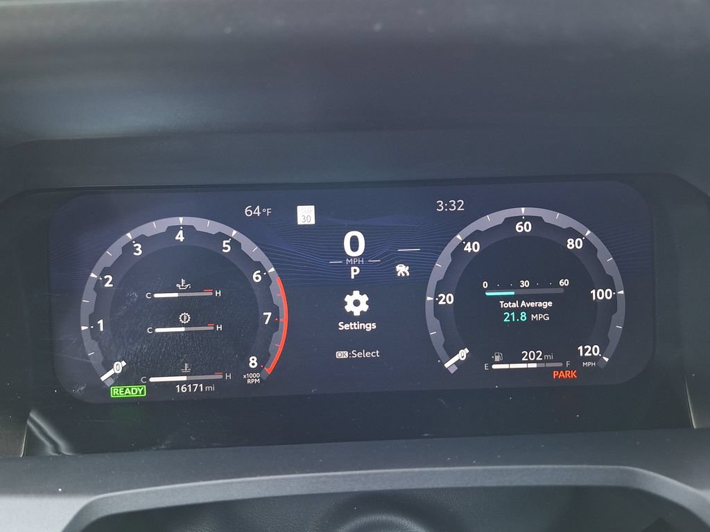 Used 2025 Toyota 4Runner Limited AWD/4WD image 18