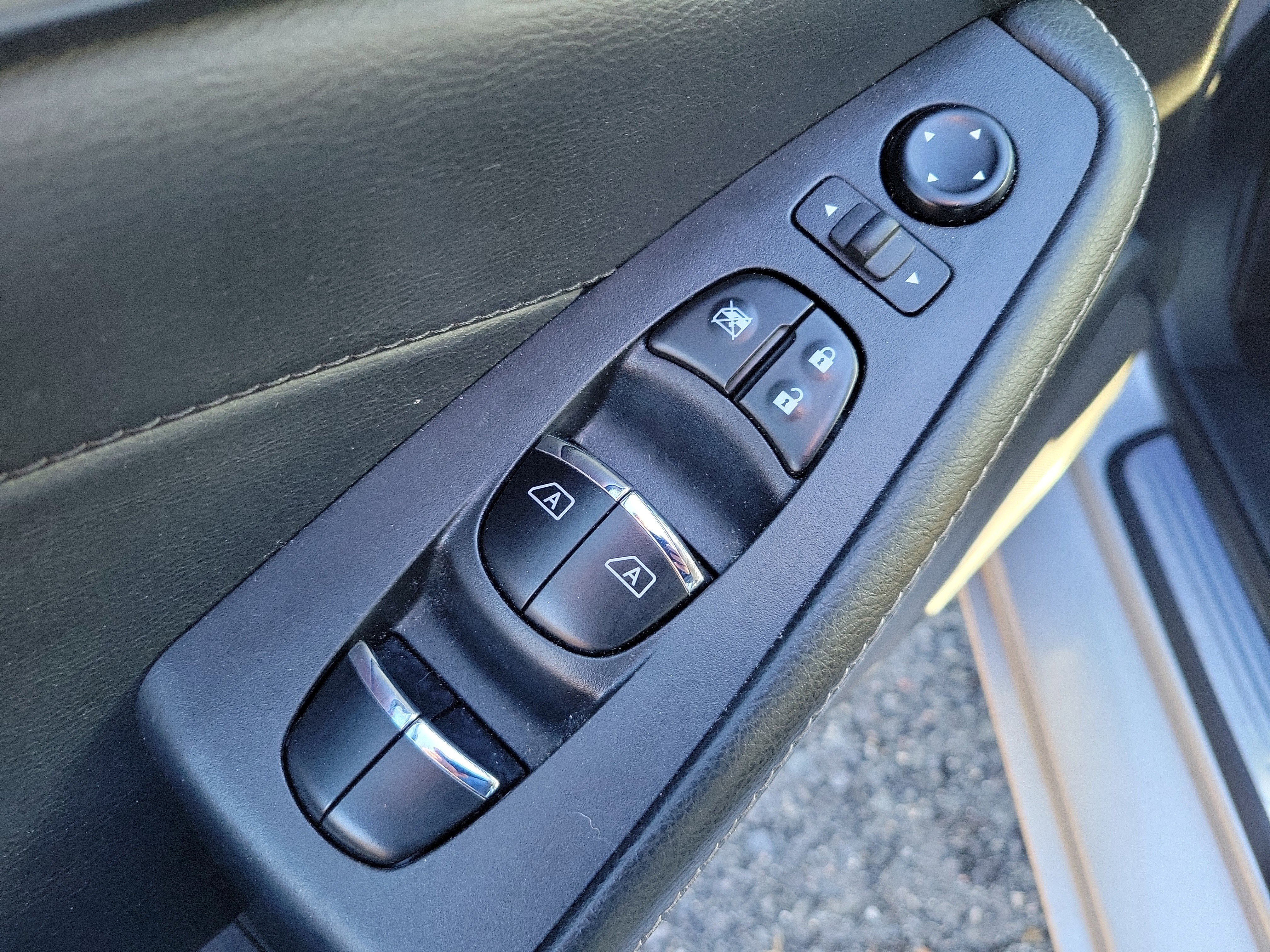 Used 2023 Nissan Maxima SV w/ Floor Mat Group image 20