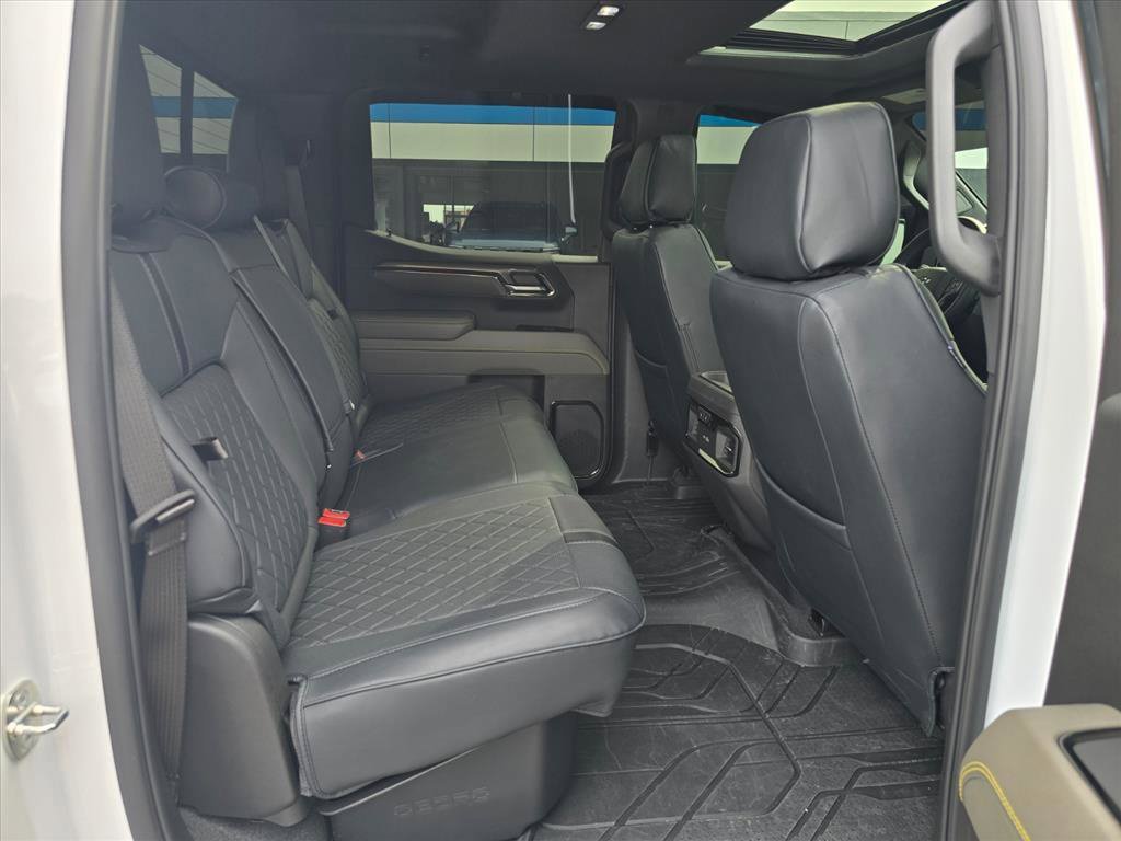 Used 2024 Chevrolet Silverado 1500 ZR2 w/ Technology Package AWD/4WD image 14