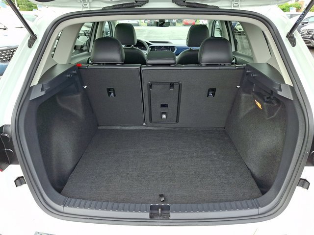 Certified 2023 Volkswagen Taos SE AWD/4WD image 33