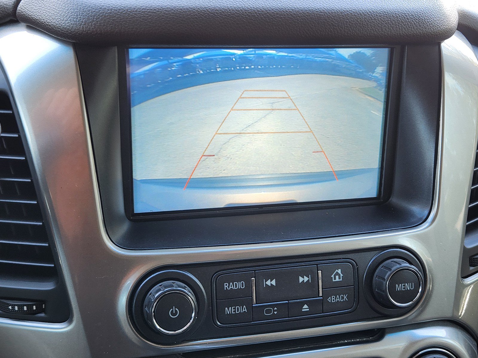 Used 2019 Chevrolet Tahoe LS RWD image 7