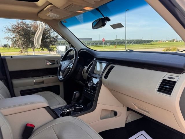 Used 2017 Ford Flex Limited AWD/4WD image 25