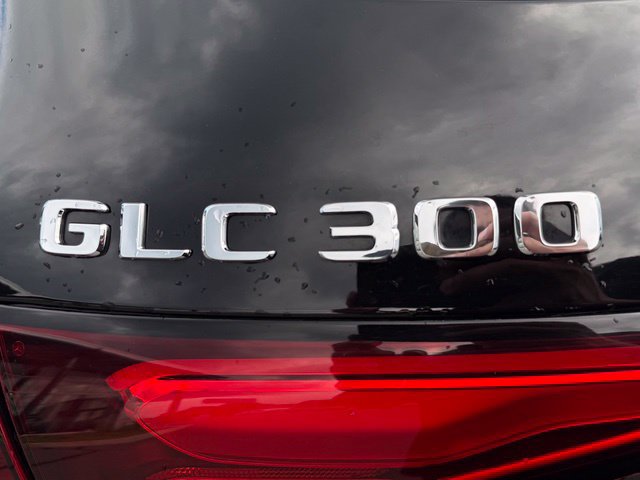 Used 2023 Mercedes-Benz GLC 300 4MATIC image 9