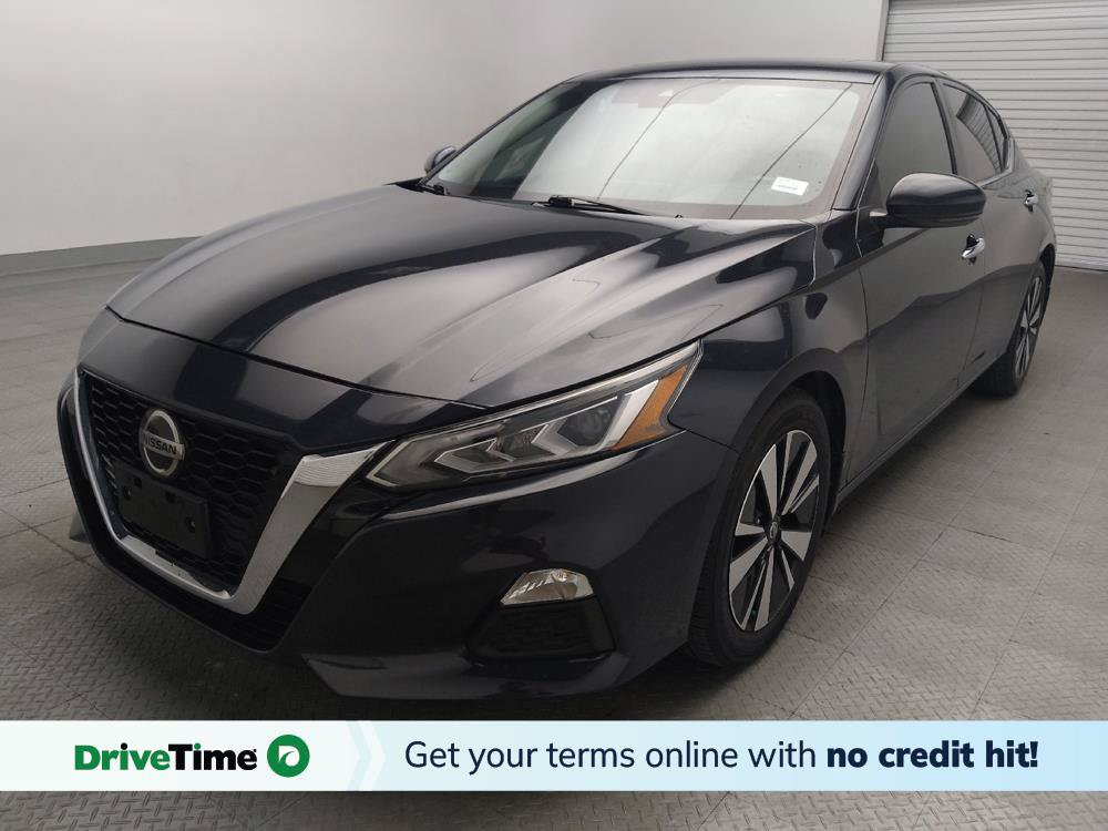 Used 2022 Nissan Altima 2.5 SV w/ SV Premium Package
