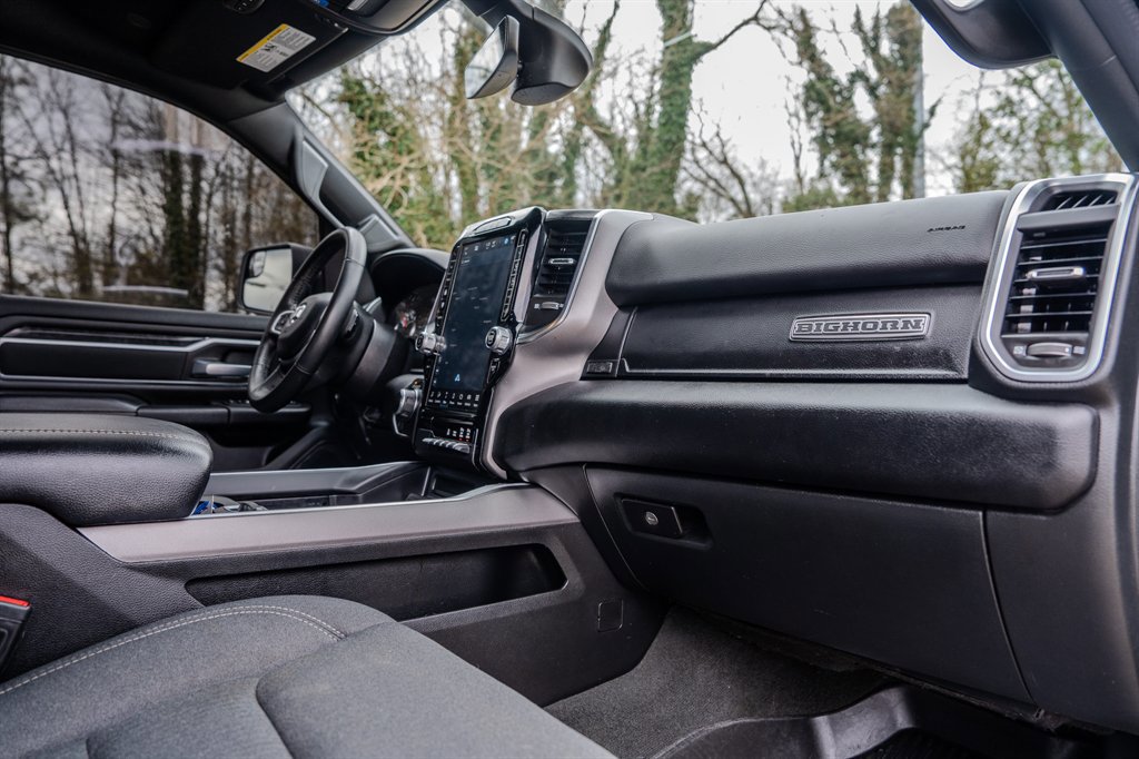 Used 2024 RAM 1500 Big Horn RWD image 32