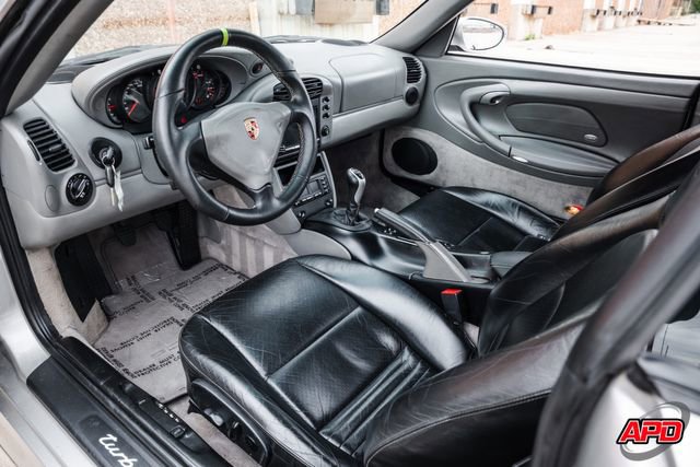 Used 2001 Porsche 911 Turbo image 2