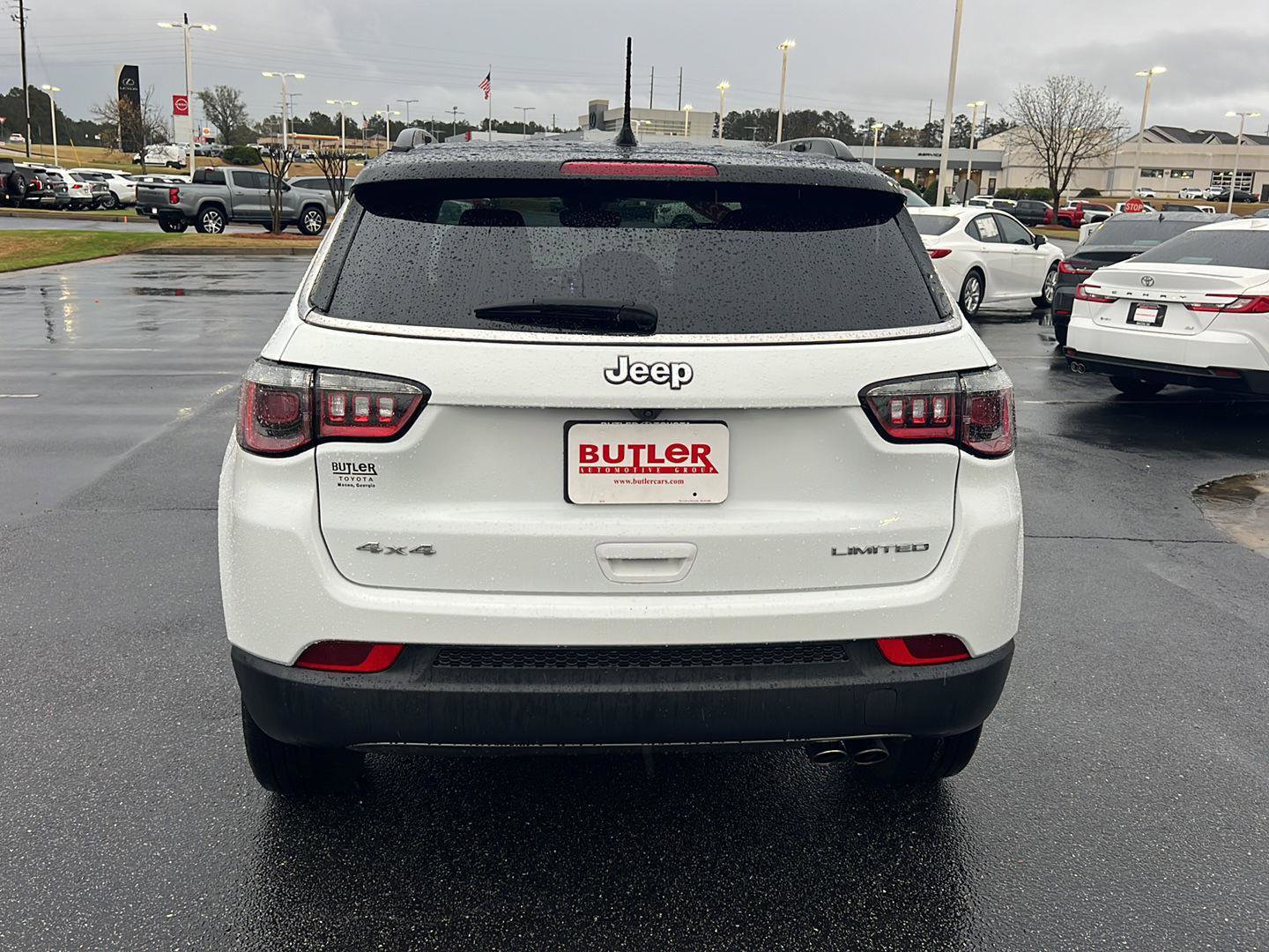 Used 2022 Jeep Compass Limited image 5