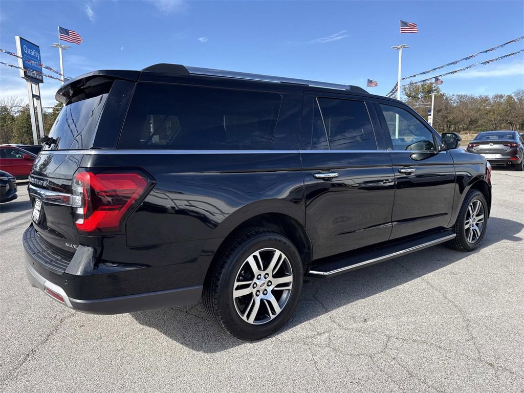 Used 2023 Ford Expedition Max Limited image 8