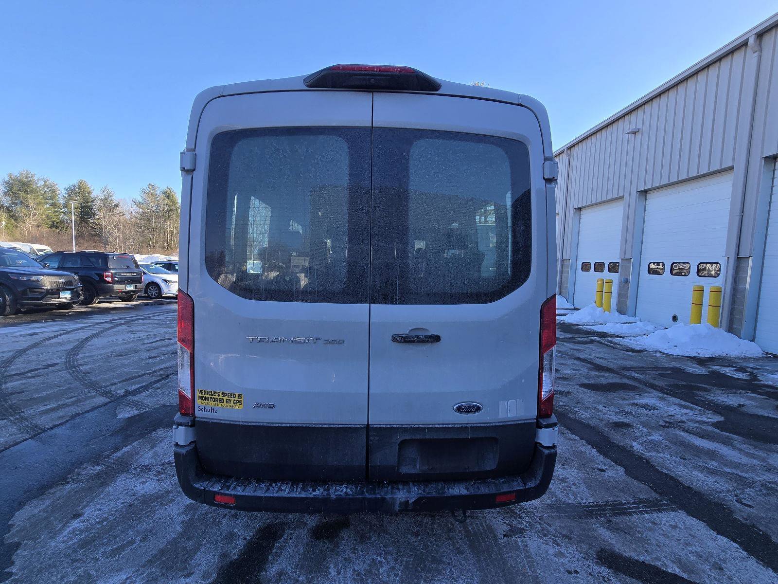 Used 2023 Ford Transit 350 XL image 4