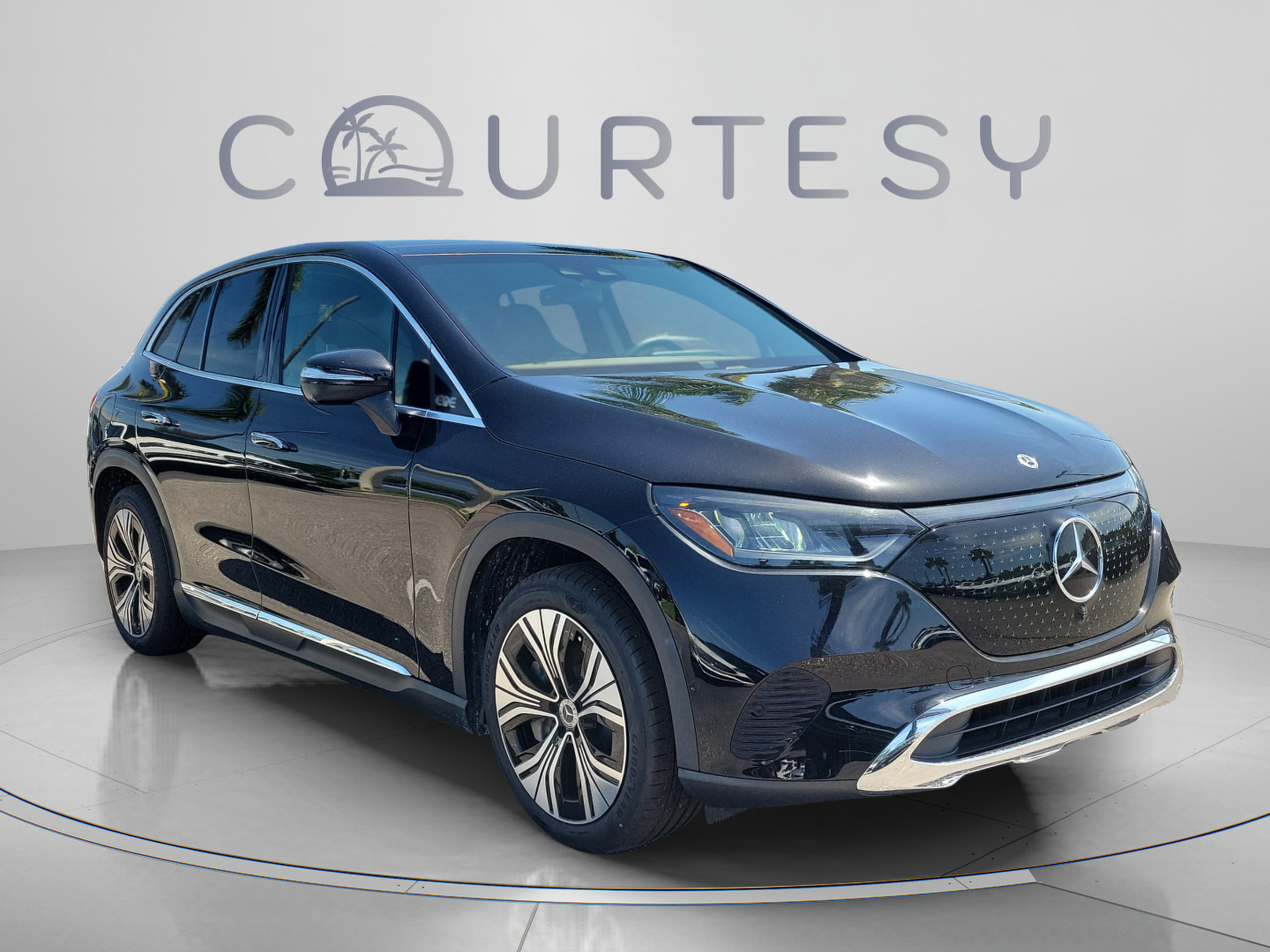 Certified 2023 Mercedes-Benz EQE 350+ SUV image 4