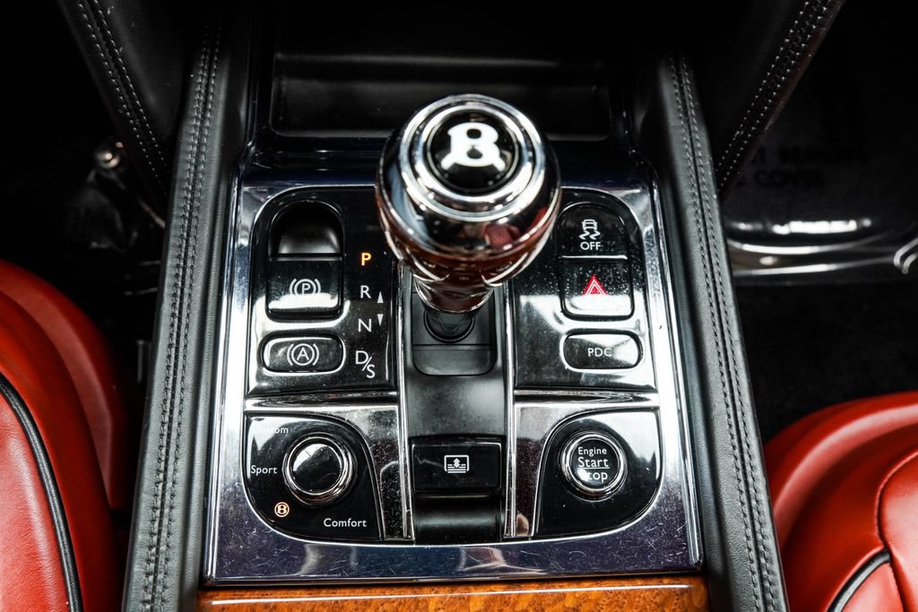 Used 2018 Bentley Mulsanne RWD image 26