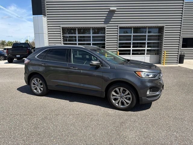 Certified 2019 Ford Edge Titanium FWD image 2