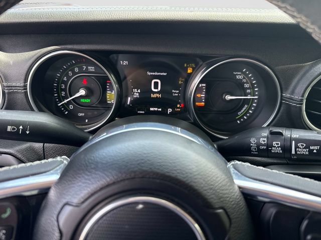 Used 2023 Jeep Wrangler Unlimited Sahara AWD/4WD image 23