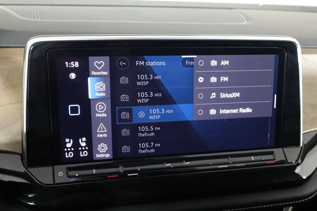 Used 2026 Volkswagen Atlas SE FWD image 32