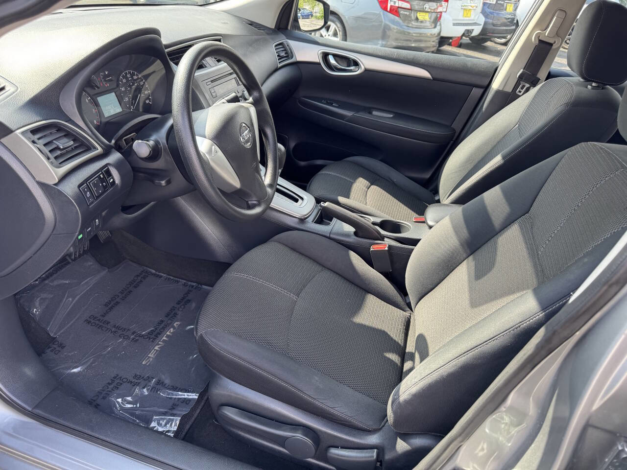 Used 2014 Nissan Sentra S image 25