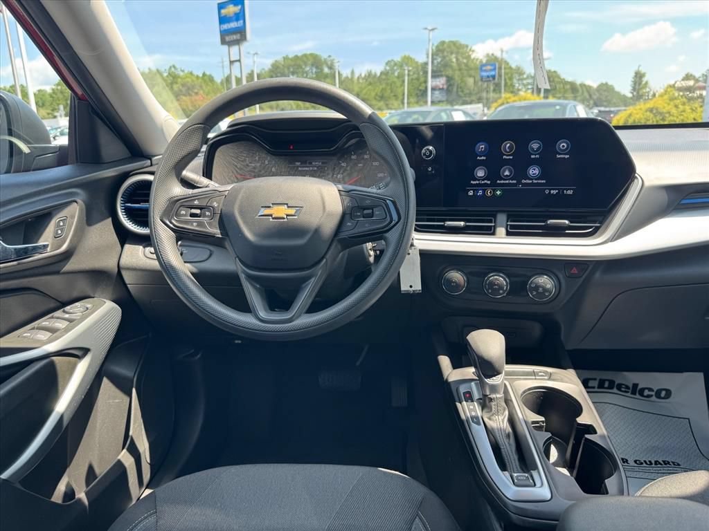 Used 2026 Chevrolet Trax LS FWD image 12