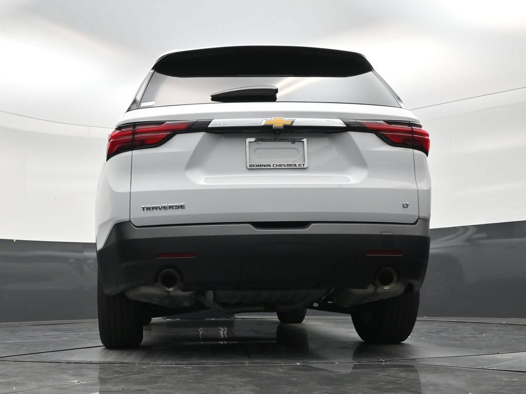 Used 2023 Chevrolet Traverse LT FWD image 20