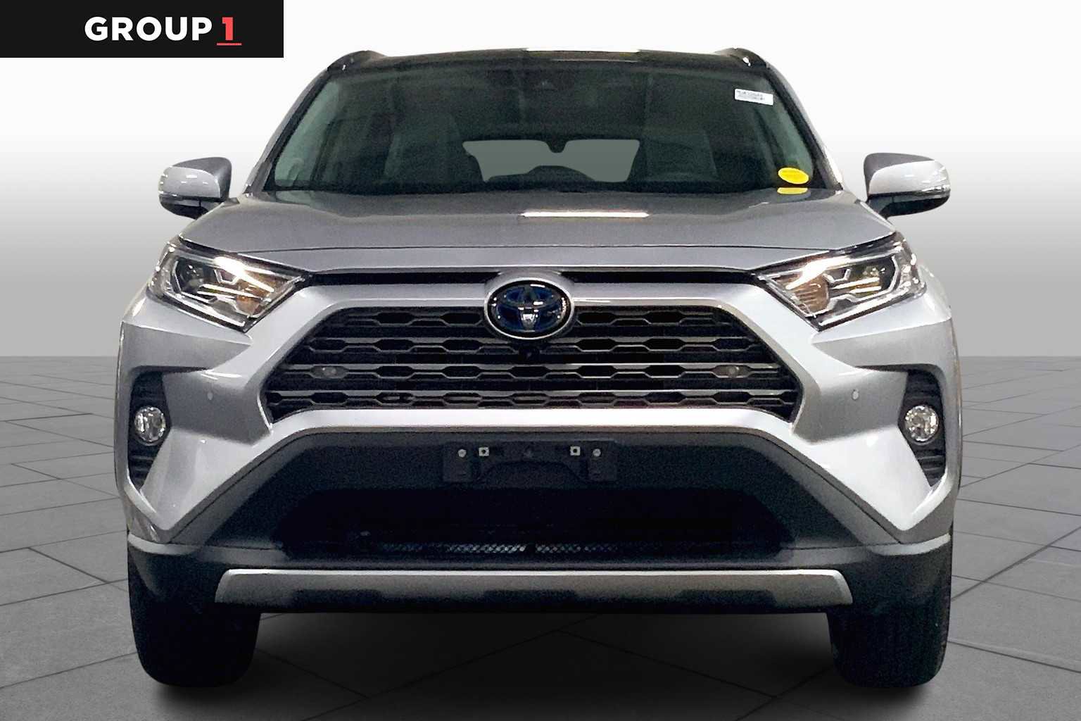 Used 2021 Toyota RAV4 Limited image 3