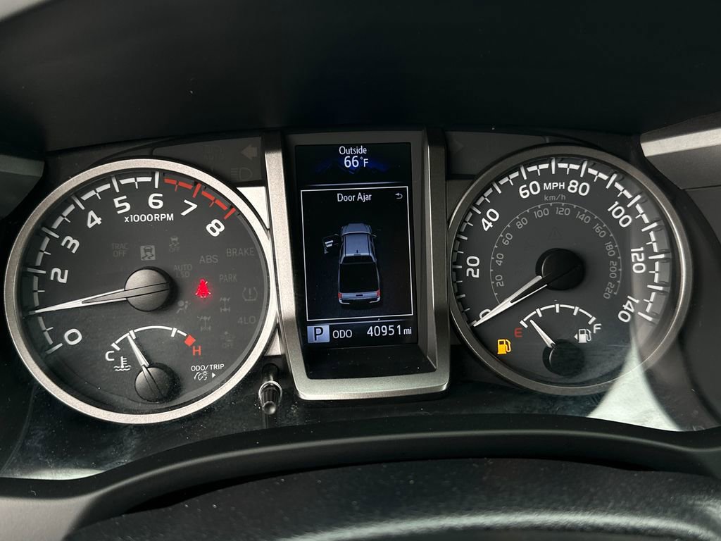 Used 2023 Toyota Tacoma SR5 w/ Technology Package image 22