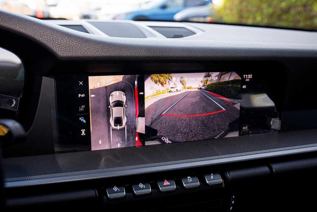 Used 2025 Porsche 911 Carrera image 17