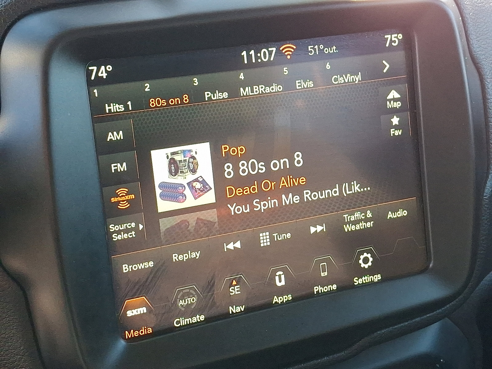 Used 2023 Jeep Renegade Trailhawk image 18