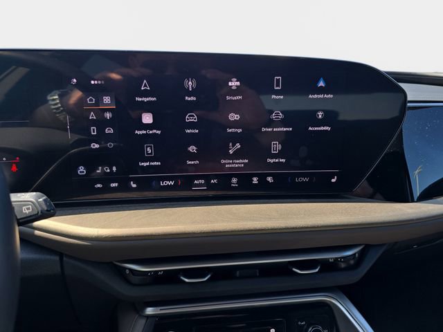 Used 2025 Audi Q5 Premium w/ Convenience Package image 24