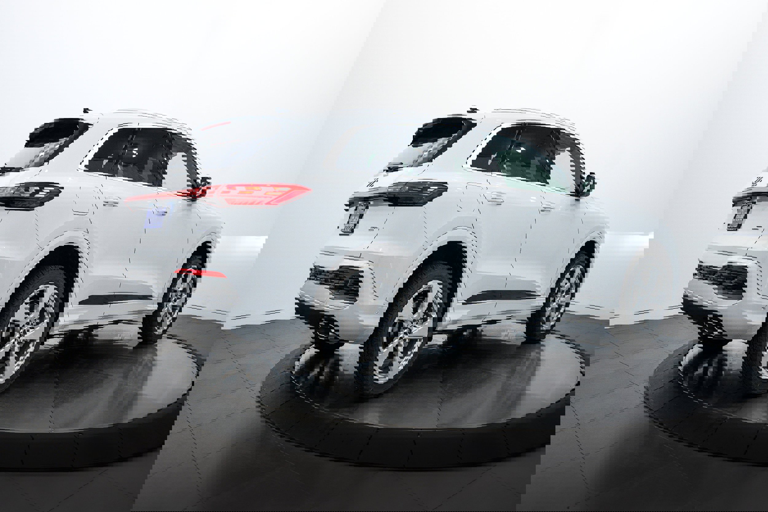 New 2025 Audi Q5 Premium Plus image 4