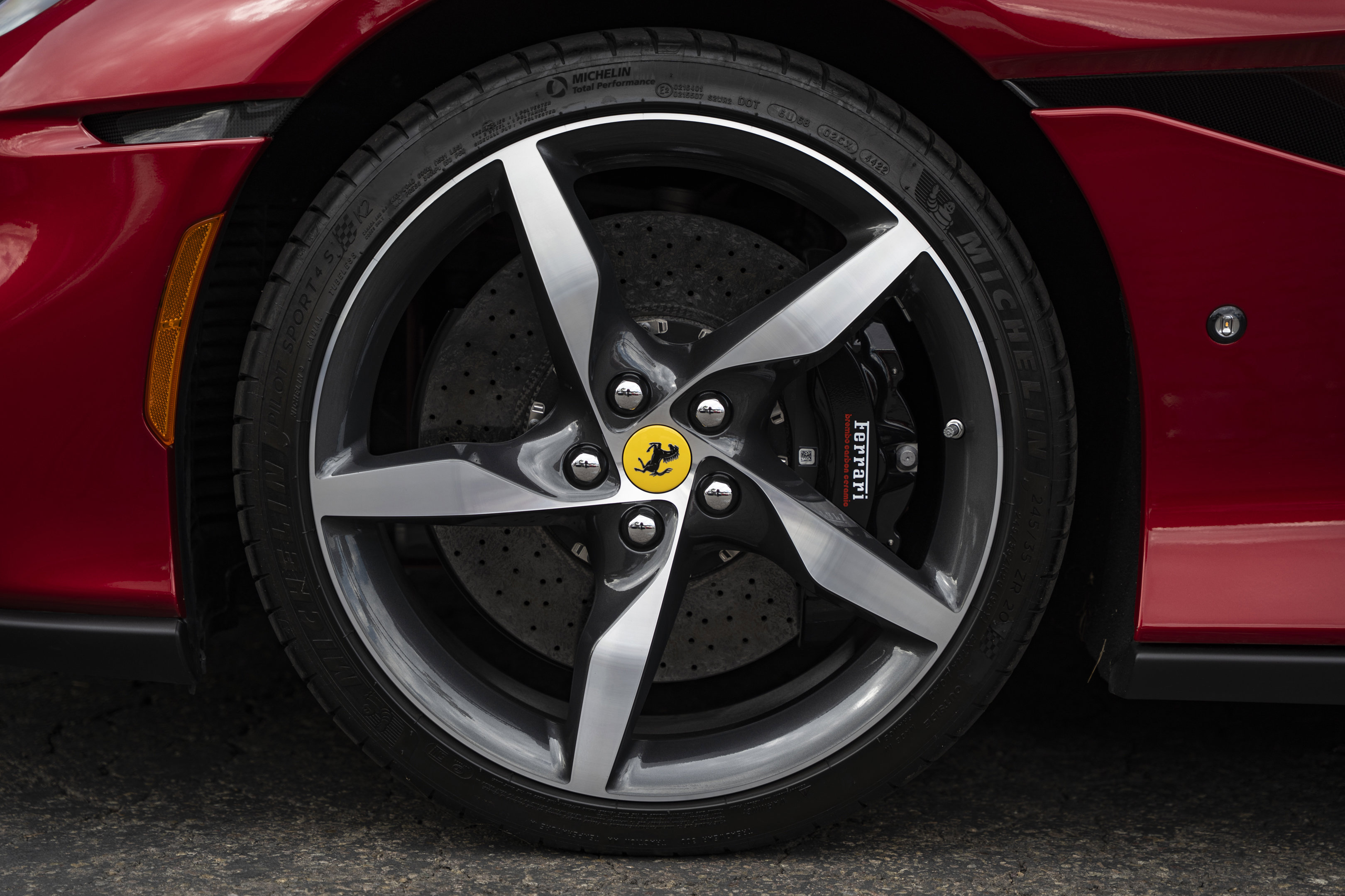 Certified 2023 Ferrari Portofino M image 15