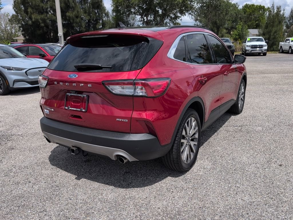 Certified 2020 Ford Escape Titanium image 3