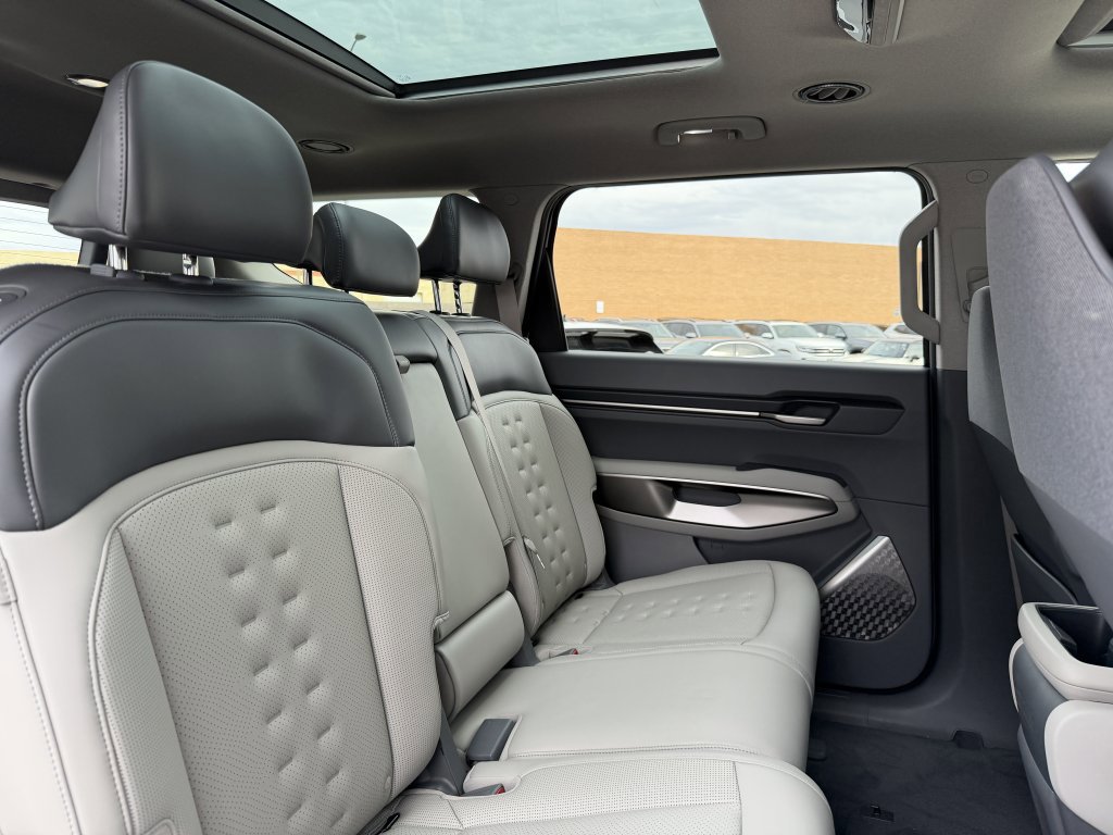 Used 2026 Kia EV9 Wind image 43