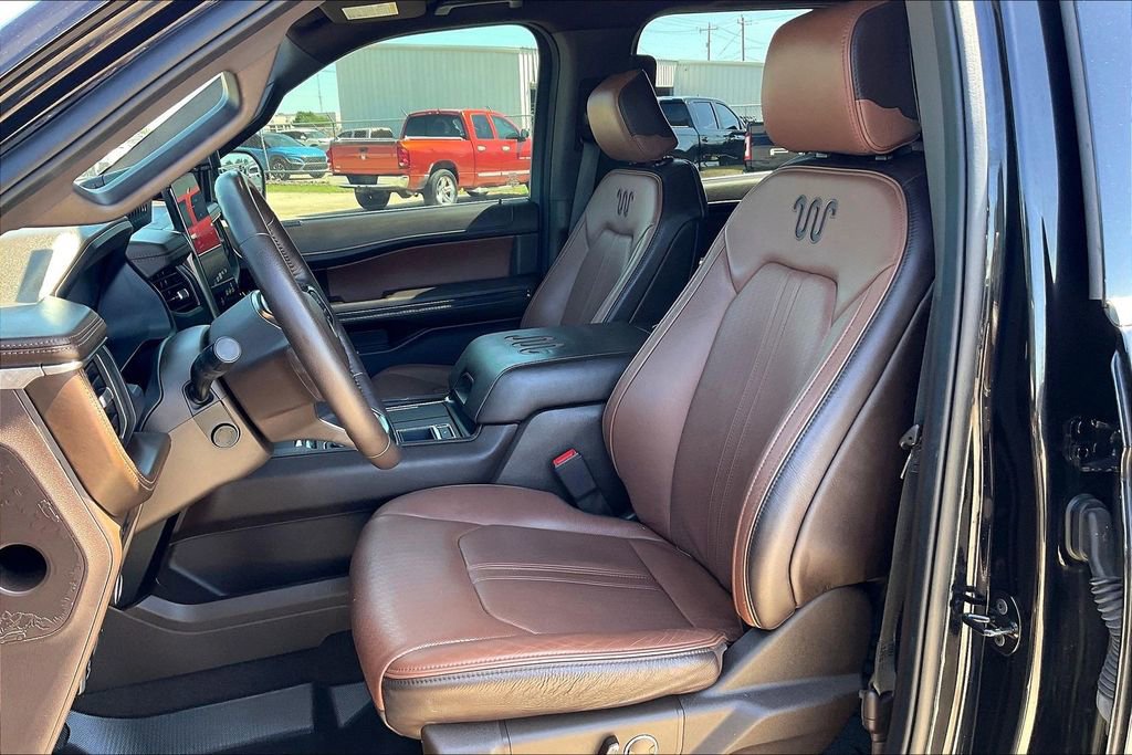 Used 2024 Ford Expedition King Ranch RWD image 18