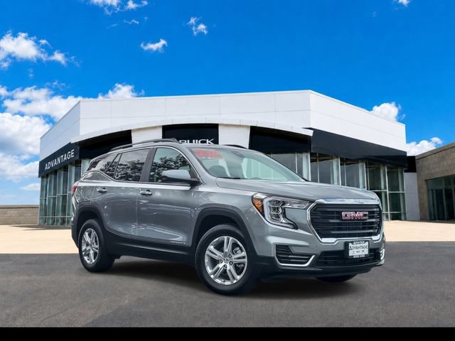 Certified 2024 GMC Terrain SLE w/ Driver Convenience Package AWD/4WD image 1