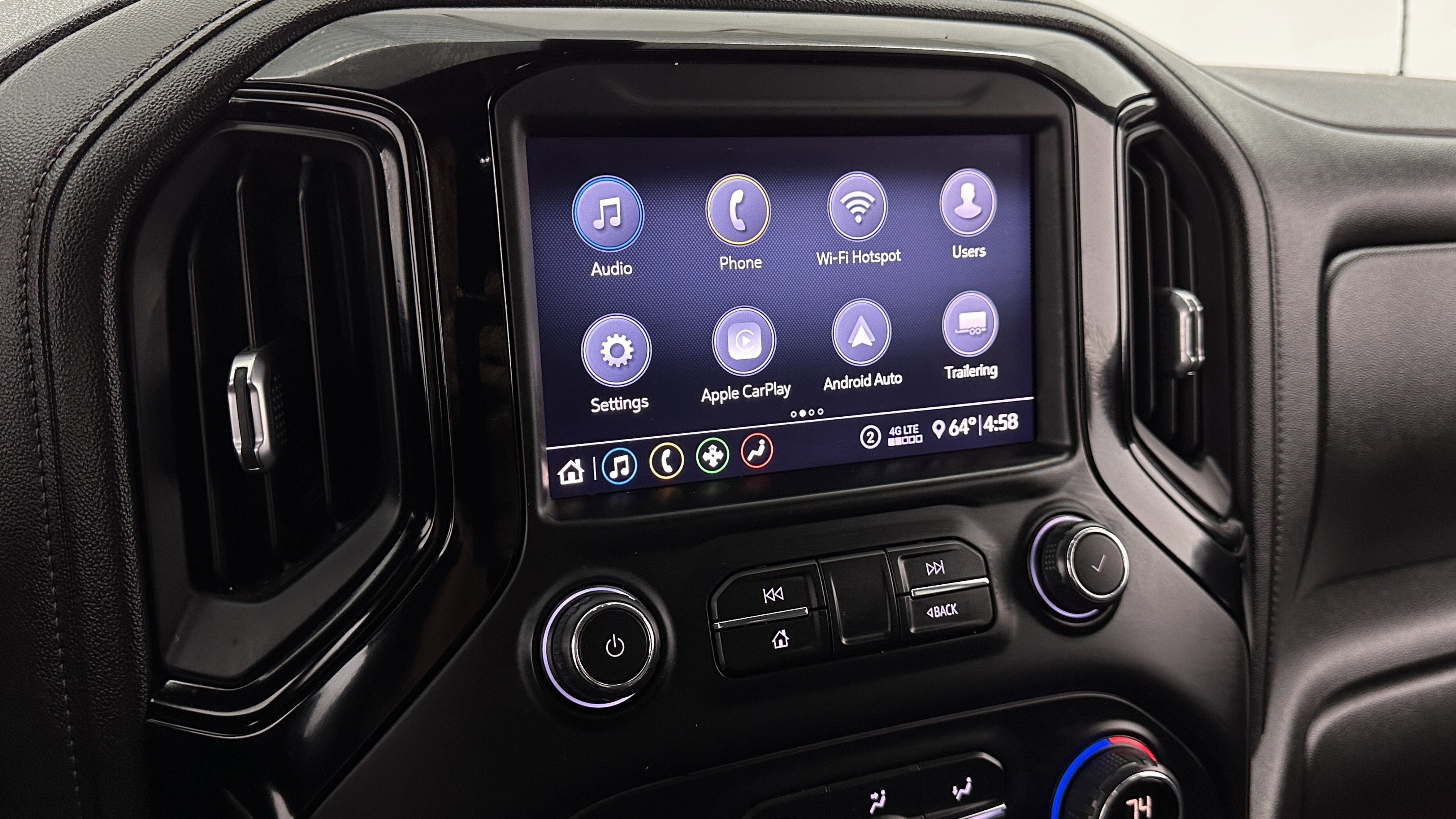 Used 2020 Chevrolet Silverado 1500 RST AWD/4WD image 17