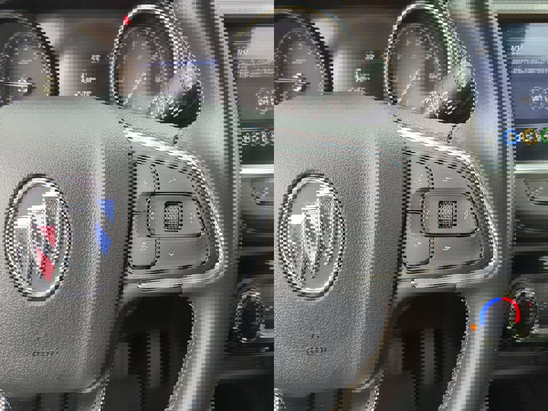 Used 2023 Buick Encore GX Preferred w/ Cold Weather Comfort Package image 28