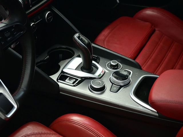 Used 2021 Alfa Romeo Giulia Ti Sport image 17