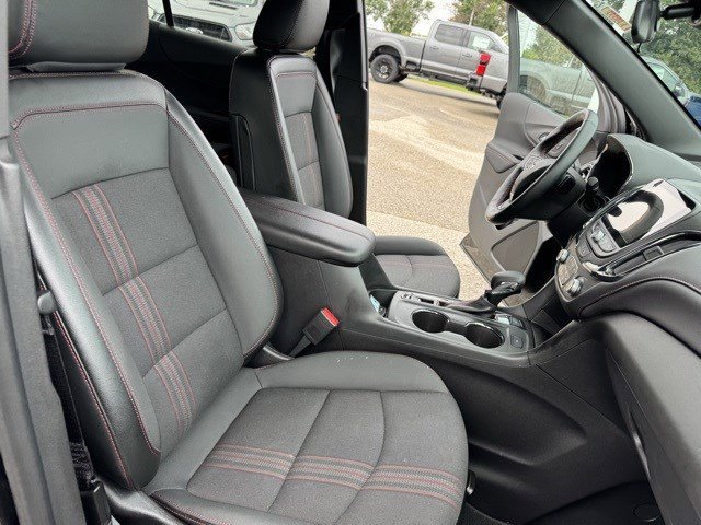 Used 2024 Chevrolet Equinox RS image 34