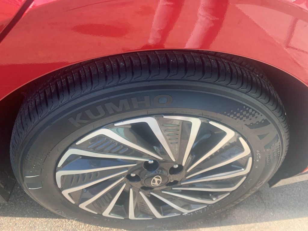 Certified 2025 Hyundai Sonata SEL image 36