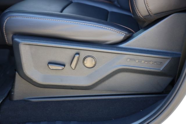 Used 2025 Ford F250 Lariat w/ Lariat Ultimate Package AWD/4WD image 14
