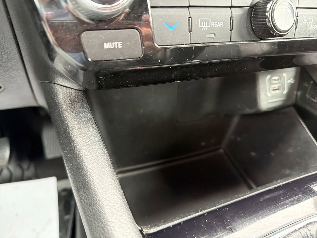 Used 2022 Jeep Compass Limited AWD/4WD image 28