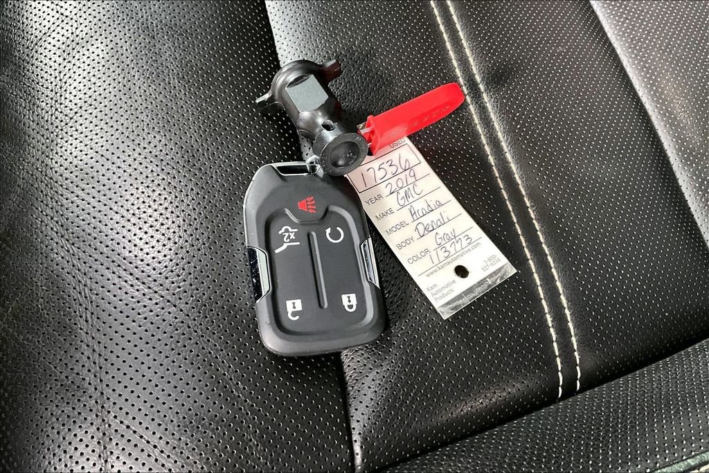 Used 2019 GMC Acadia Denali w/ Technology Package image 10