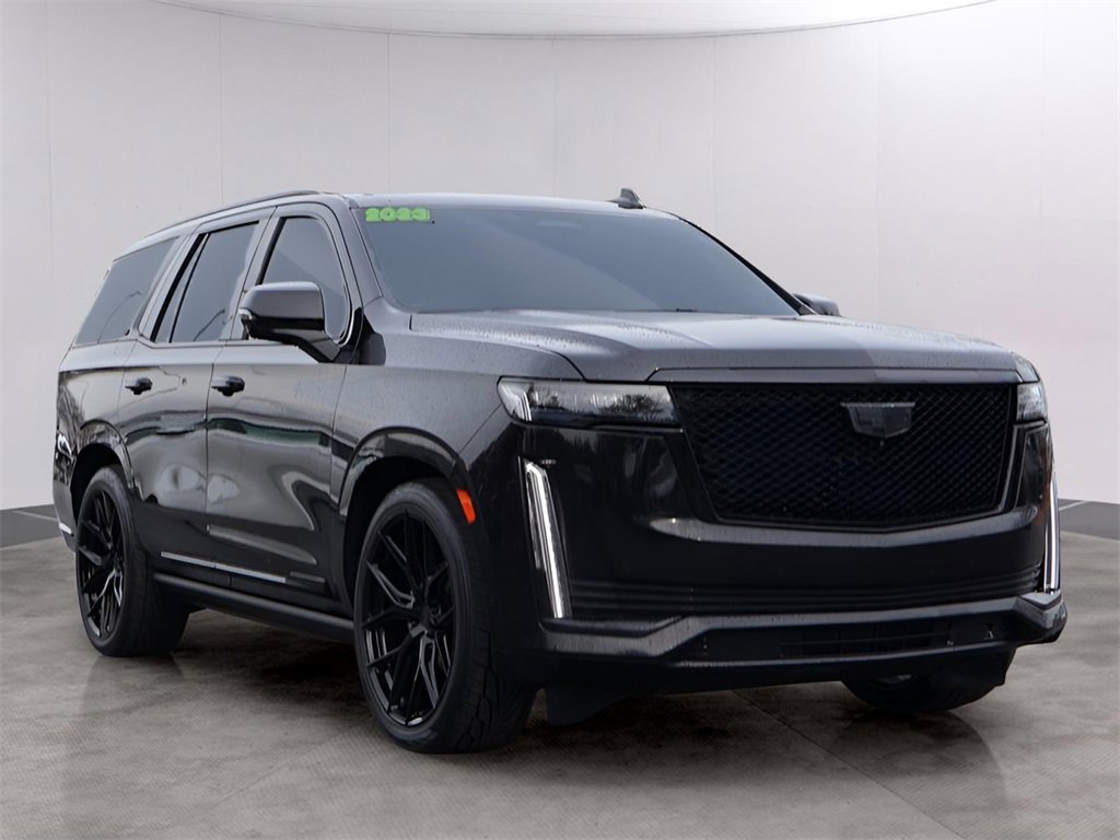 Used 2023 Cadillac Escalade Sport Platinum w/ LPO, ONYX Package image 3