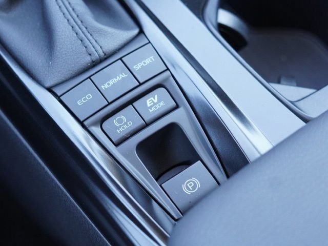Certified 2026 Toyota Camry LE FWD image 33